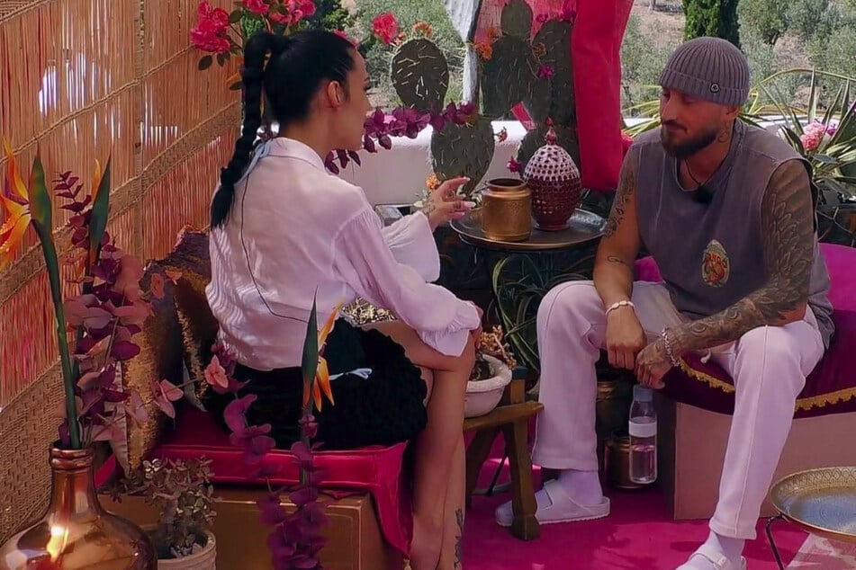 Belügt Kandidat Single-Lady eiskalt? "Wenn das fake ist, bist du das größte Ar***loch Deutschlands!"