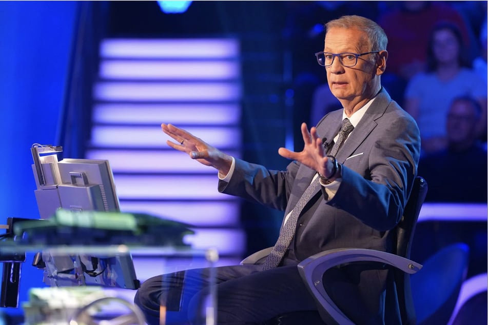 Günther Jauch (70) bemühte sich redlich, den frühen Absturz der jungen Ärztin zu verhindern - vergeblich.