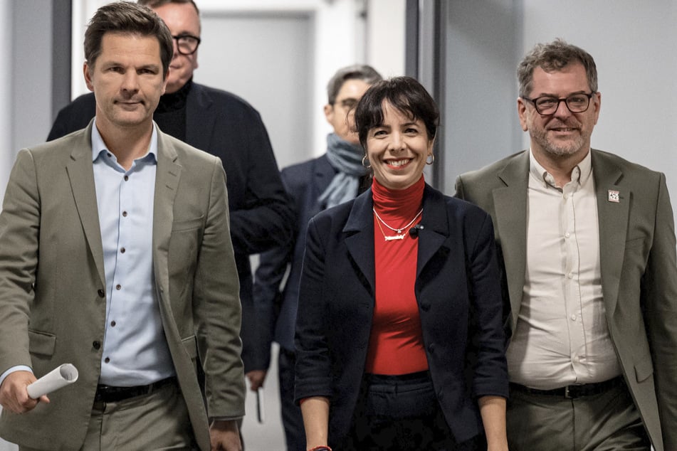 Enteignungspläne in Berlin: Bund guckt genau hin und macht erst mal nichts