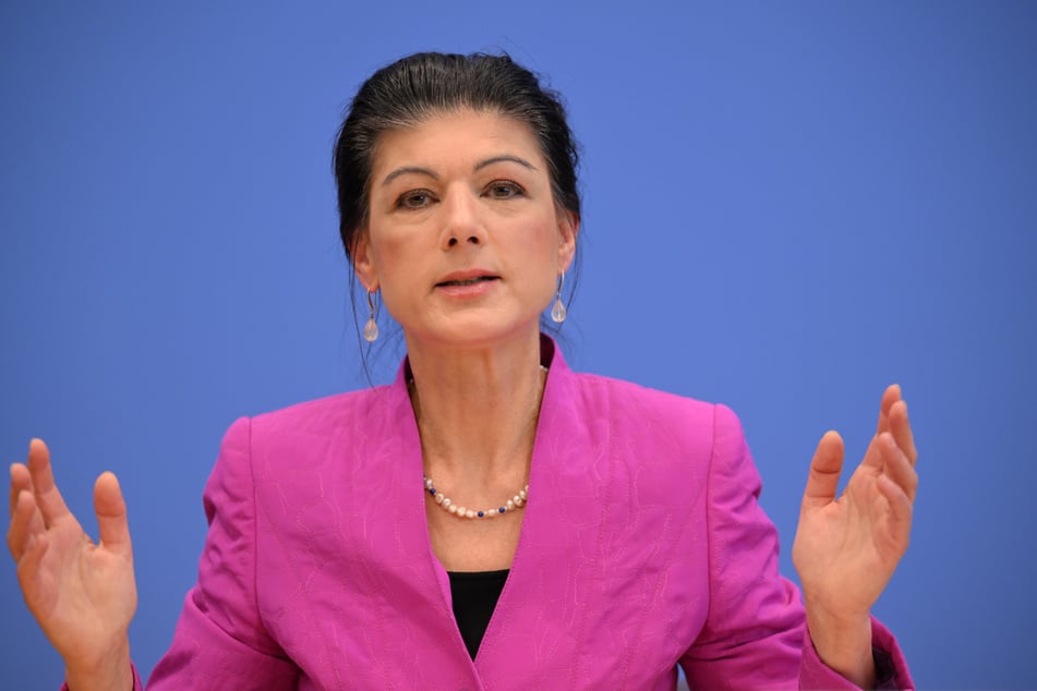 Sahra Wagenknecht (55, BSW) hält die Sondierungsvereinbarungen von Union und SPD für völlig verfehlt. Sie prophezeit eine Konsequenz, die keiner der Unterhändler will.