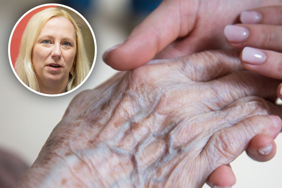 Weniger Rente für Menschen, die selbst Angehörige pflegen? Ministerin Stolz hat ganz klare Meinung