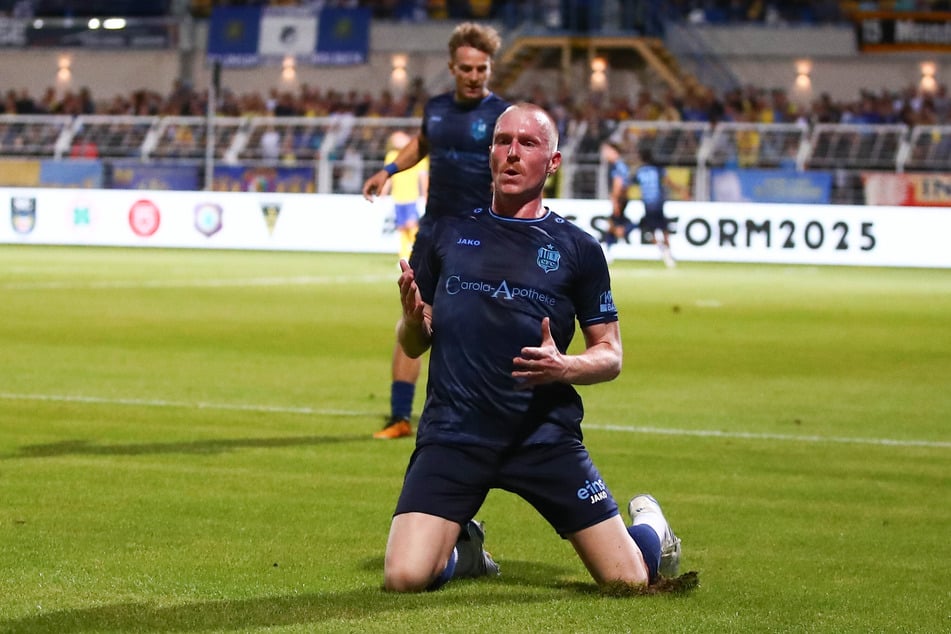 Erster Torschütze des Abends: Ron Berlinski.