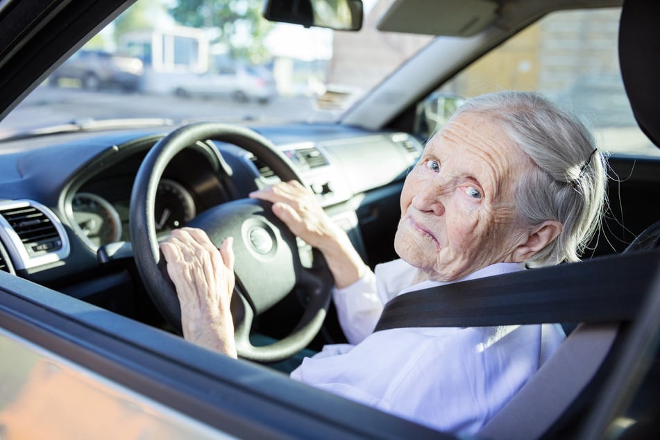 Die EU will Ü-70-Jährige künftig alle fünf Jahre zum Fahrtauglichkeits-Check schicken.