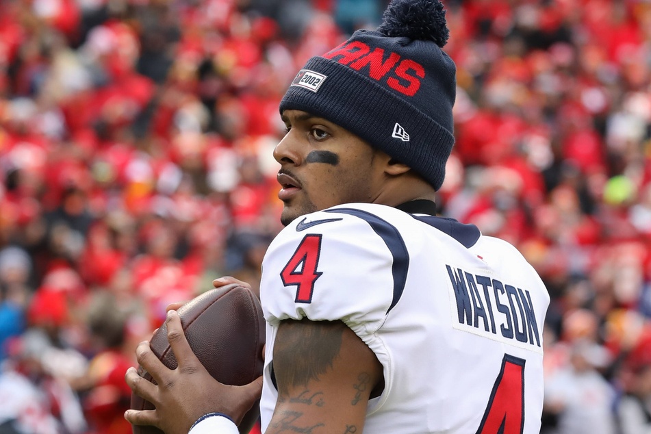 Criminal indictments against Texans QB Deshaun Watson were declined by a Harris County grand jury on Friday.