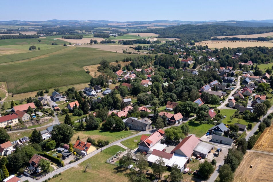 Showdown in Schönfeld-Weißig: Wer wann Vorsteher des beschaulichen 13.000-Einwohner-Ortsteils wird, ist noch unklar.