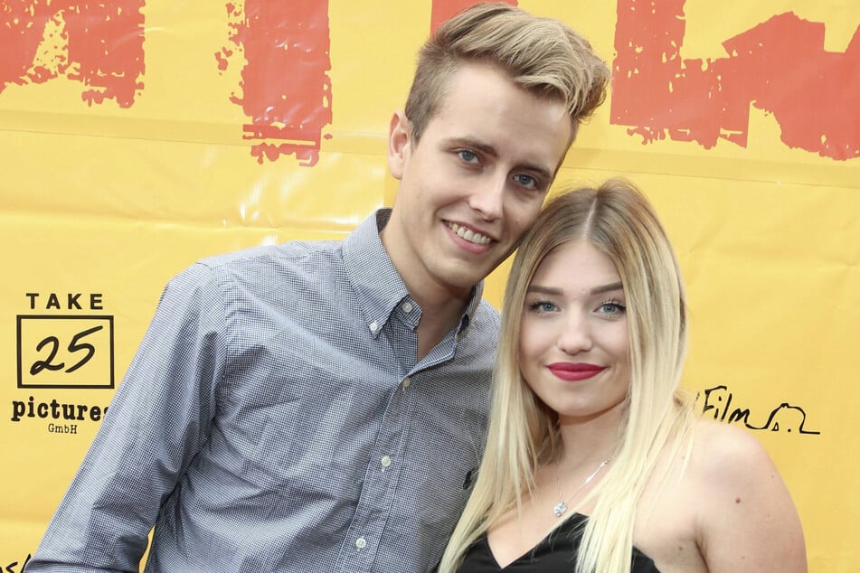 Bibi mit ihrem damaligen Partner "Julienco" auf einem Event. Die Trennung war für viele Fans ein Schock. (Archivbild)