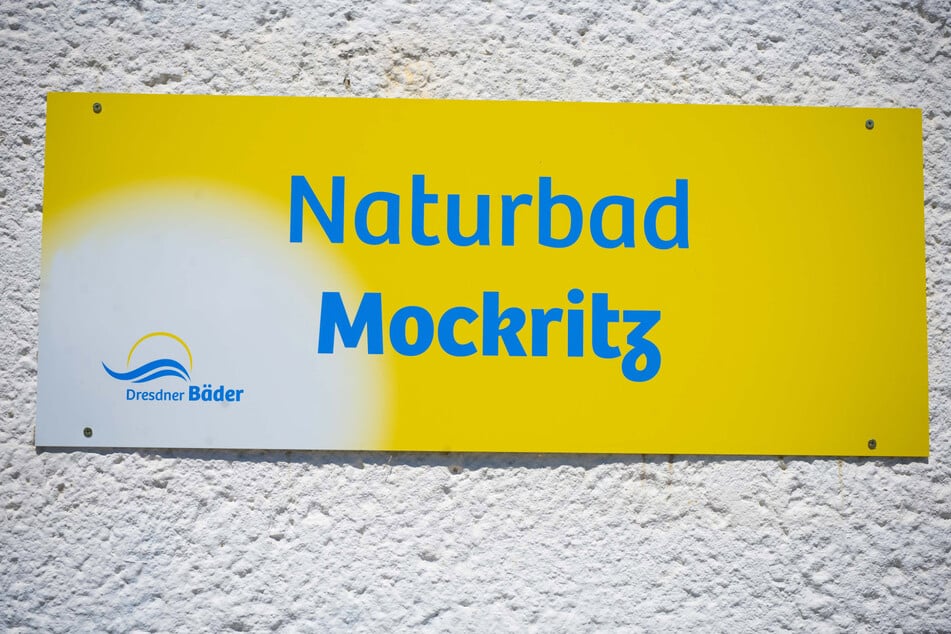 Im Naturbad Mockritz kann es aufgrund der hohen Temperaturen derzeit zu Fällen von Badedermatitis kommen.