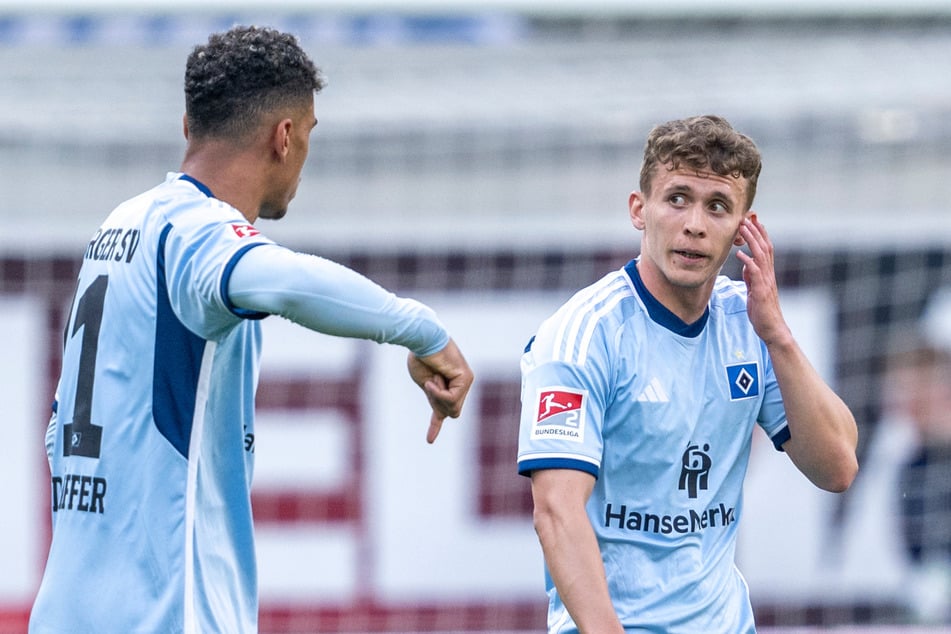 Anssi Suhonen (23, r) verlässt den HSV auf Leihbasis bis zum Saisonende. Er geht zum SSV Jahn Regensburg.