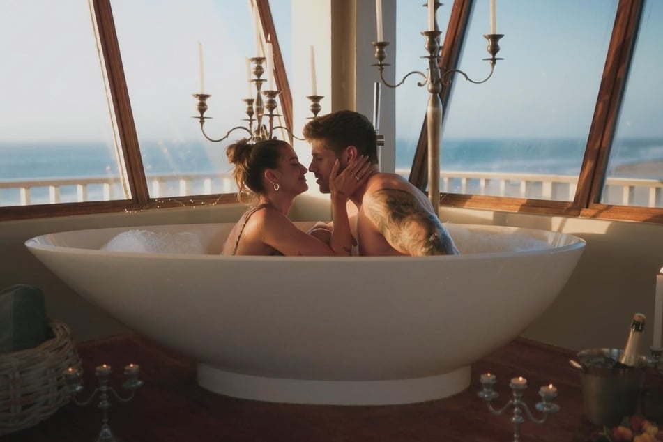 So romantisch ging es noch beim Dreamdate zwischen Lena (30) und Martin (35) zu. Doch bei der Entscheidung gibt sie ihm den Laufpass.