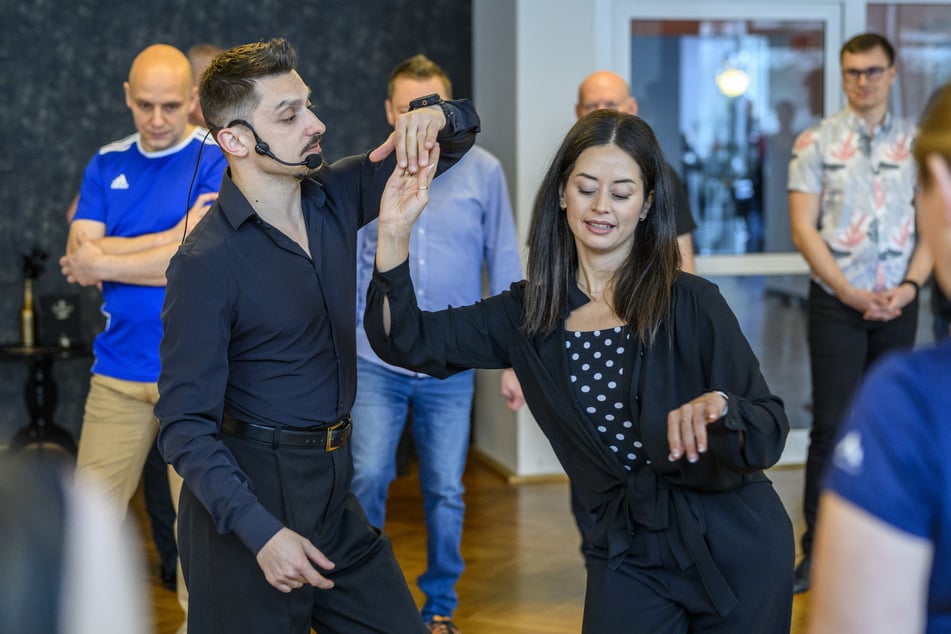 Chemnitz: Let's-Dance-Profis geben Tanzkurs in Chemnitz