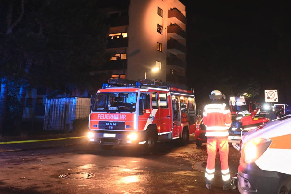 Die Feuerwehr ist mit rund 50 Kräften vor Ort gewesen.