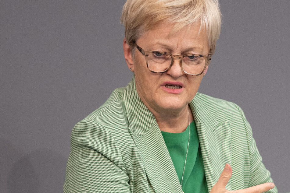 71-Jähriger muss Strafe wegen Beleidigung von Politikerin Künast zahlen