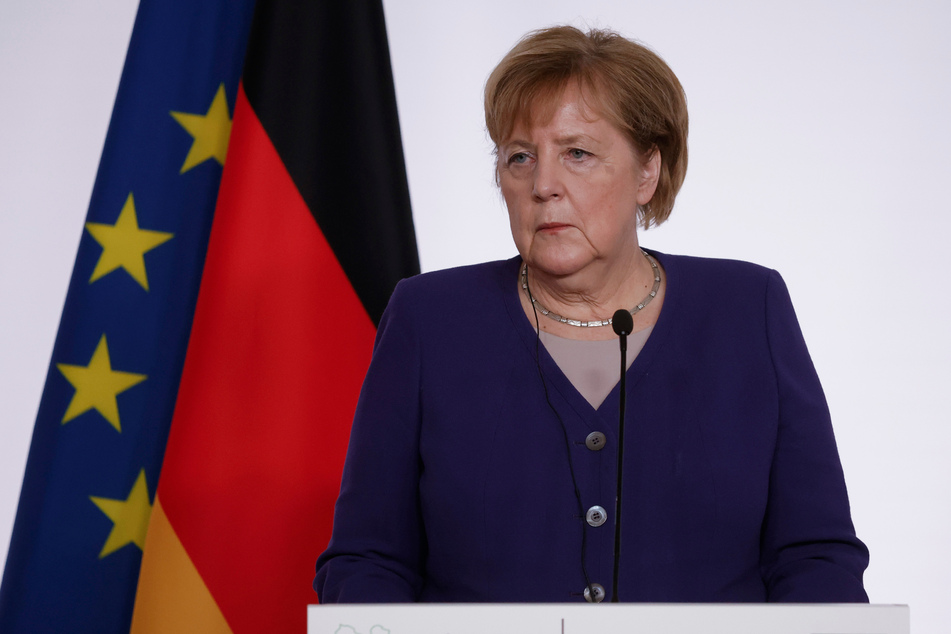 Noch-Bundeskanzlerin Merkel (67, CDU) scheint mit ihren Appellen nicht zu Millionen von Bürgern vorzudringen.