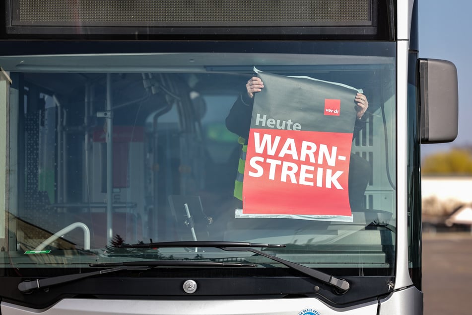 Seit Freitagmorgen streiken viele Busbetriebe in Sachsen-Anhalt. (Symbolfoto)