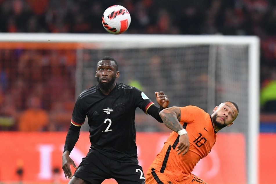 Bereits 2014 feierte Antonio Rüdiger (29, l.) sein Debüt für die deutsche Nationalmannschaft. Mittlerweile gehört er zum absoluten Stammpersonal.