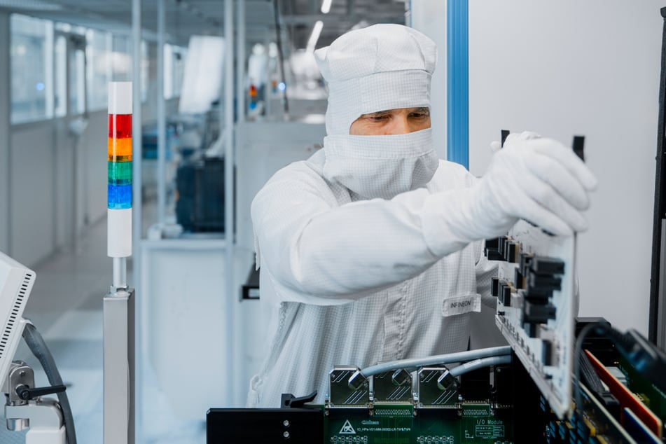 Diese sicheren Jobs hat Infineon Dresden gerade zu vergeben