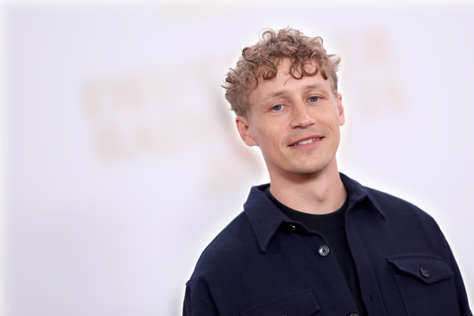 Auf spiritueller Reise: Tim Bendzko vertraut sich Medium an