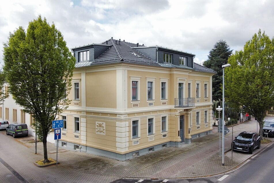 Dieses moderne, frisch sanierte Haus in Heidenau ist die neue Kurzzeitpflege Mirjam.
