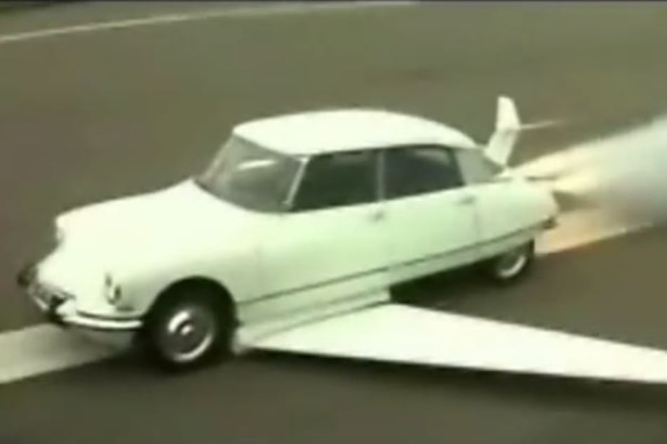 Ein Citroën DS aus dem Film "Fantomas". Das Model des französischen Autoherstellers fand dank seines futuristischen Designs immer wieder Verwendung in Film und Fernsehen.