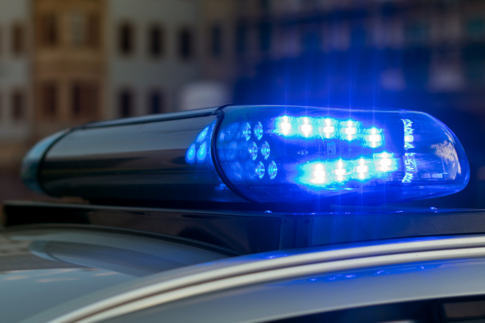 Die Polizei ermittelt nun zum genauen Unfallhergang. (Symbolbild)