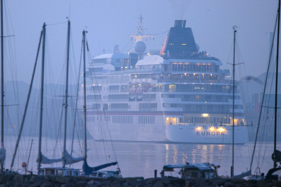 Es geht wieder los! Rostock erwartet erstes Kreuzfahrtschiff der Saison 2020
