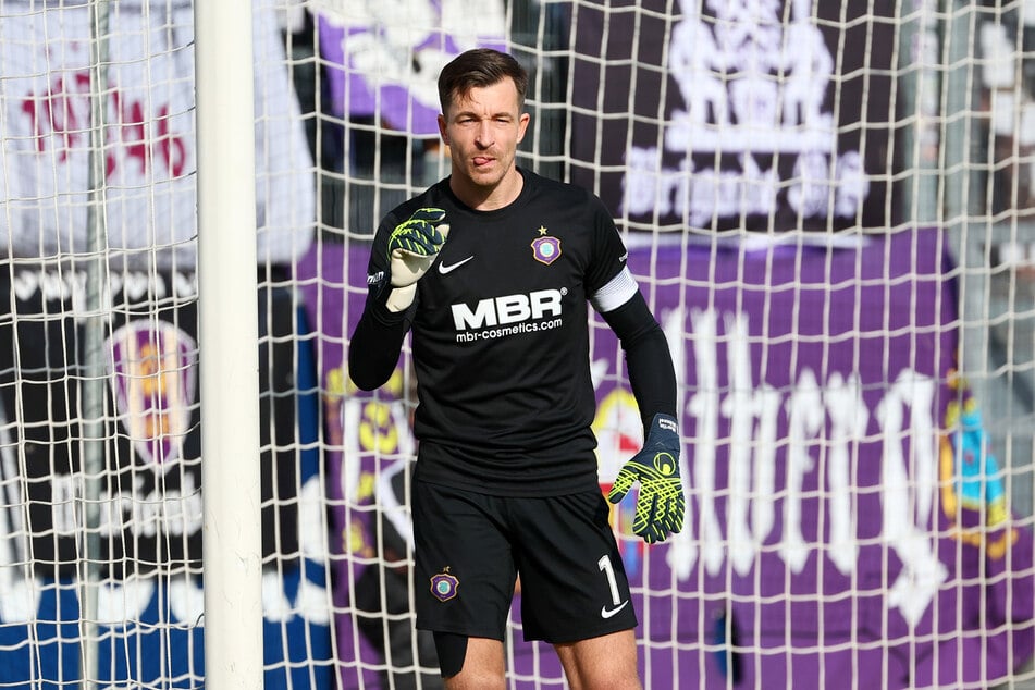 Martin Männel (38) geht in seine 19. Saison beim FC Erzgebirge Aue.