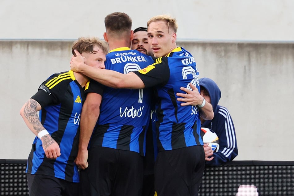 Der 1. FC Saarbrücken spielt zeitgleich in Aachen - und braucht unbedingt einen Sieg.