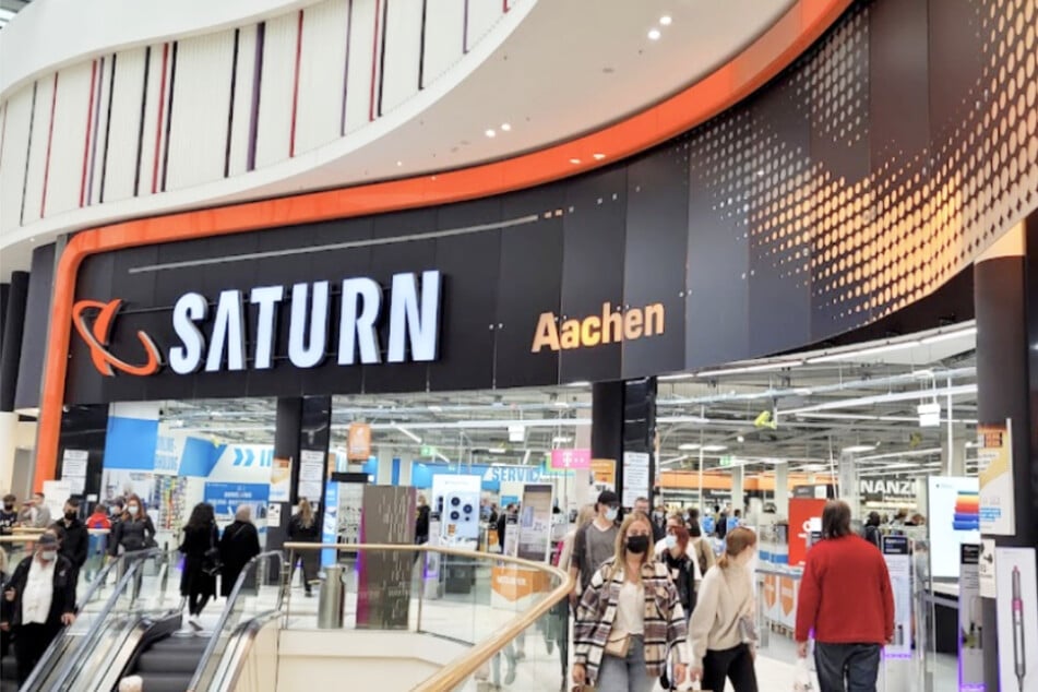 Saturn Aachen auf der Adalbertstraße 100.