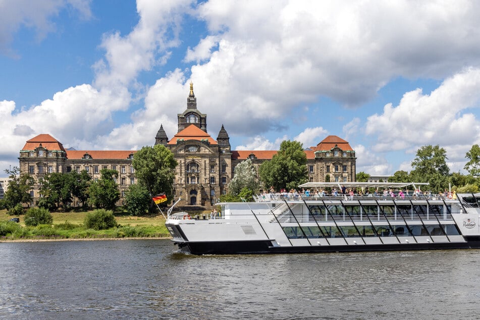 Auf dem Salonschiff "Gräfin Cosel" werden heute die Finals in Dresden eröffnet.
