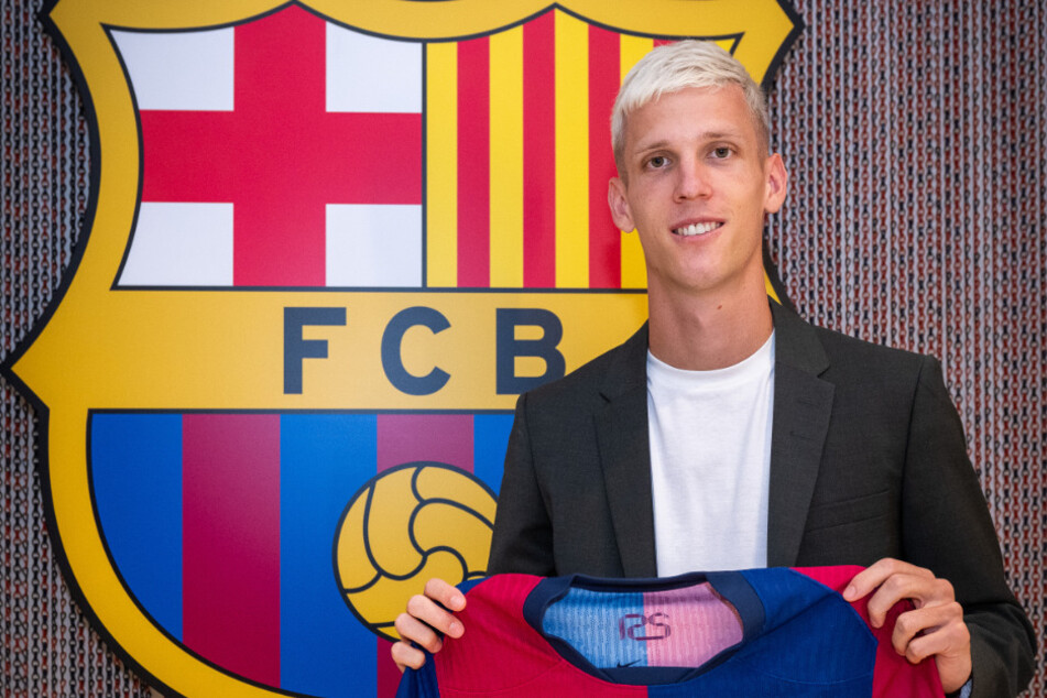 Dani Olmo ist in Barcelona angekommen.