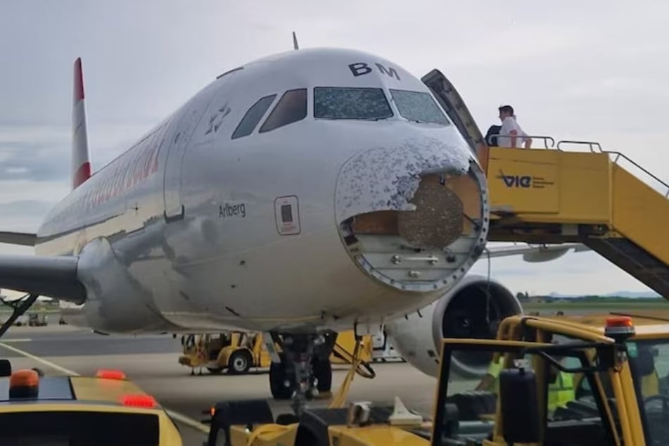Flugzeug von Hagelsturm zerfetzt: Ermittlungen gegen Austrian-Airlines-Crew!