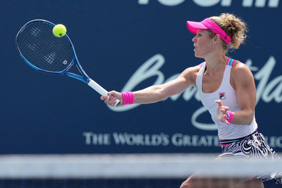 Die frühere Turniersiegerin Laura Siegemund (35) kann sich wegen ihrer Teilnahme am Billie Jean King Cup nicht sportlich für den Porsche Grand Prix qualifizieren.