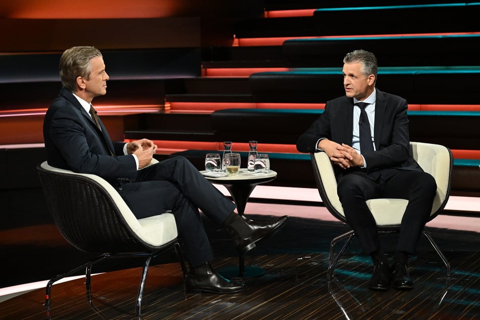 Markus Lanz (57, l.) nutzte seine Sendung vom Mittwochabend, um den geladenen Thorsten Frei (53, CDU) mit einem "verräterischen" Satz zu konfrontieren.