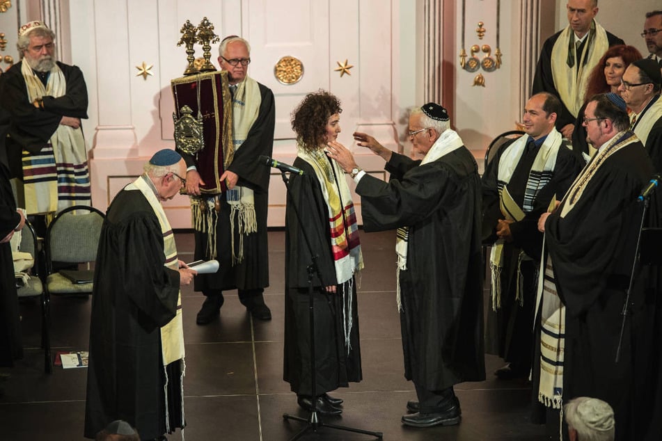 Am Sonntag werden in Potsdam zwei Frauen und ein Mann zu Rabbinerinnen und Rabbiner geweiht. (Archivfoto)