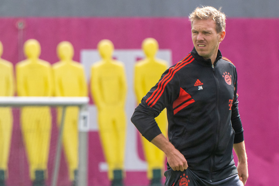 Julian Nagelsmann (35), Trainer des FC Bayern München, muss beim zweiten Duell mit dem FC Viktoria Pilsen wohl deutlich umbauen.