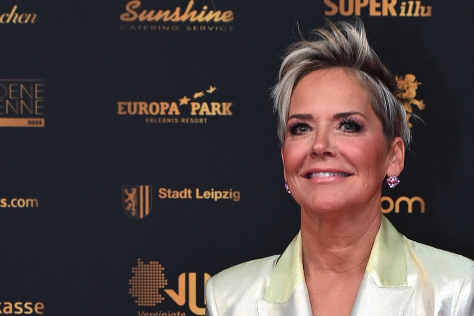 Inka Bause in Tränen aufgelöst: Ein Video lässt ihr Herz schmelzen