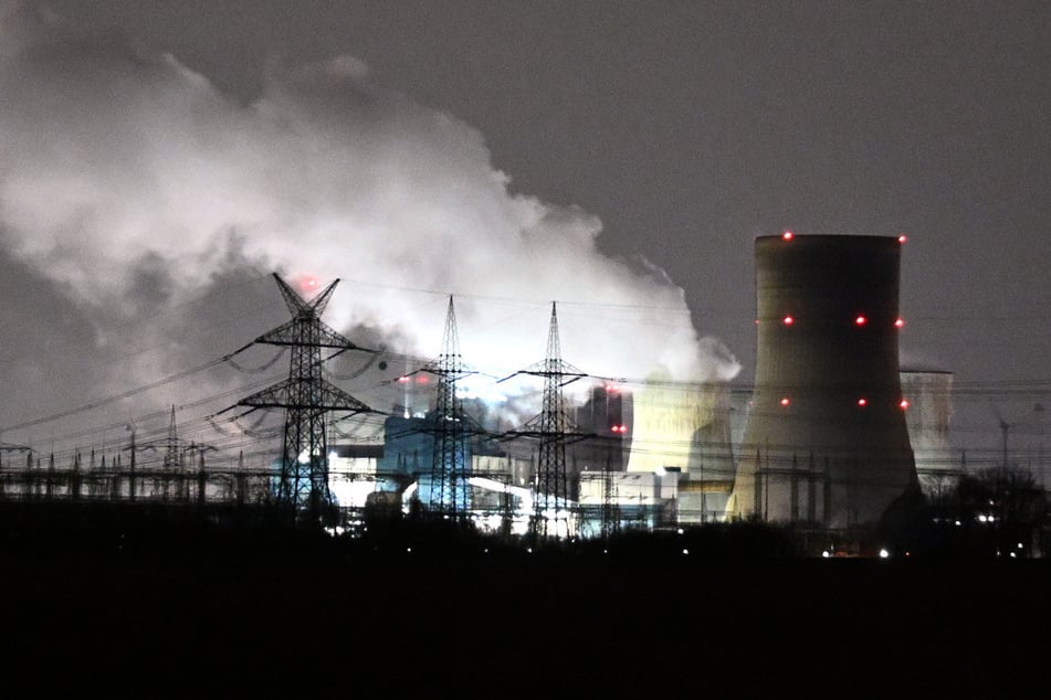Trotz aller Bemühungen gibt es Industrien, die nicht ohne klimaschädliche Kohlendioxidemissionen arbeiten können. Doch was tun mit dem Abfall?