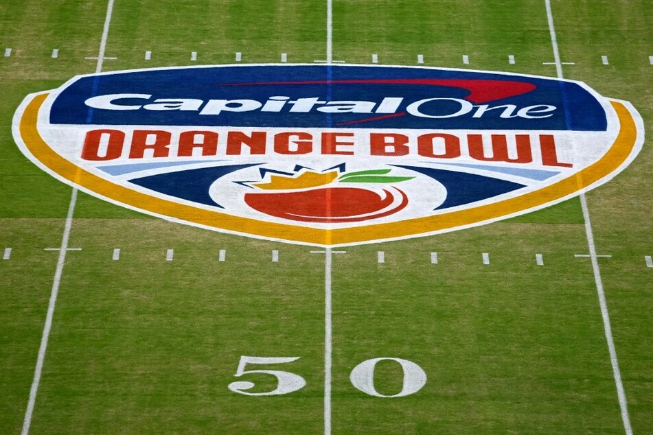 This year's Bowl Game schedules makes it nearly impossible to add the Orange Bowl to the CFP Playoff field this season.