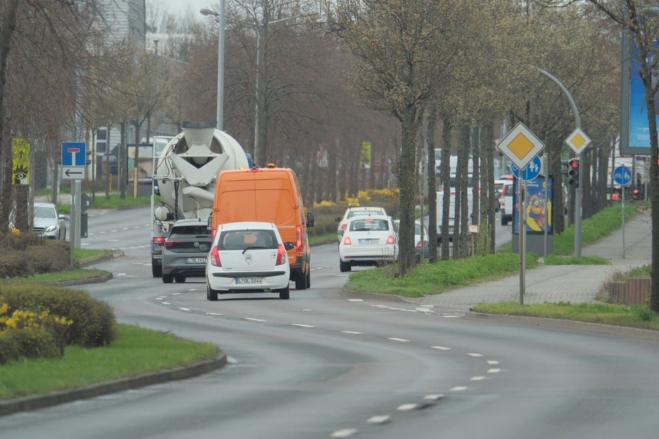 Die Maximilianallee wird im Sommer saniert.