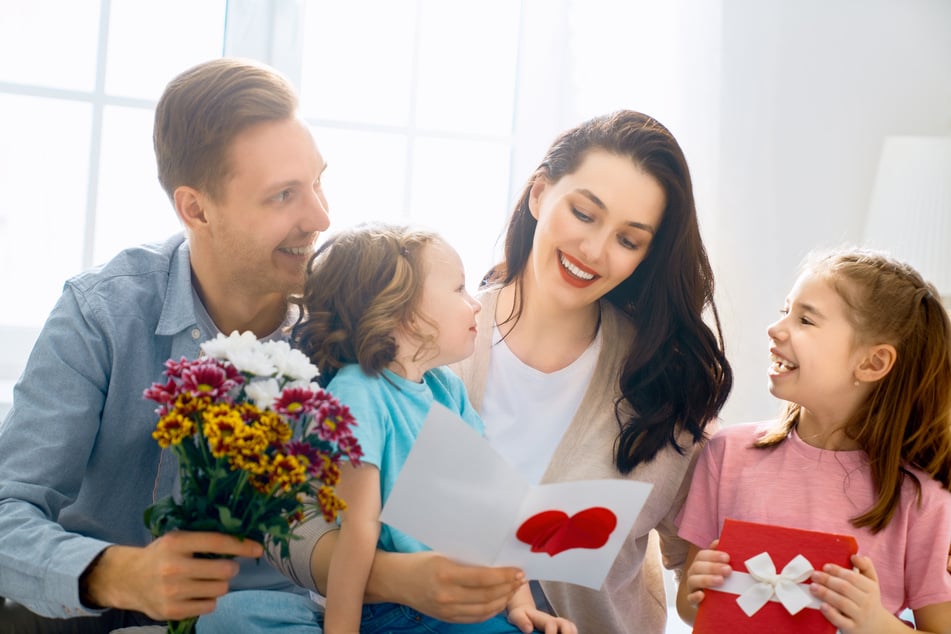 Es gibt viele schöne Sprüche, um Deiner Mama alles Liebe zum Muttertag zu wünschen.