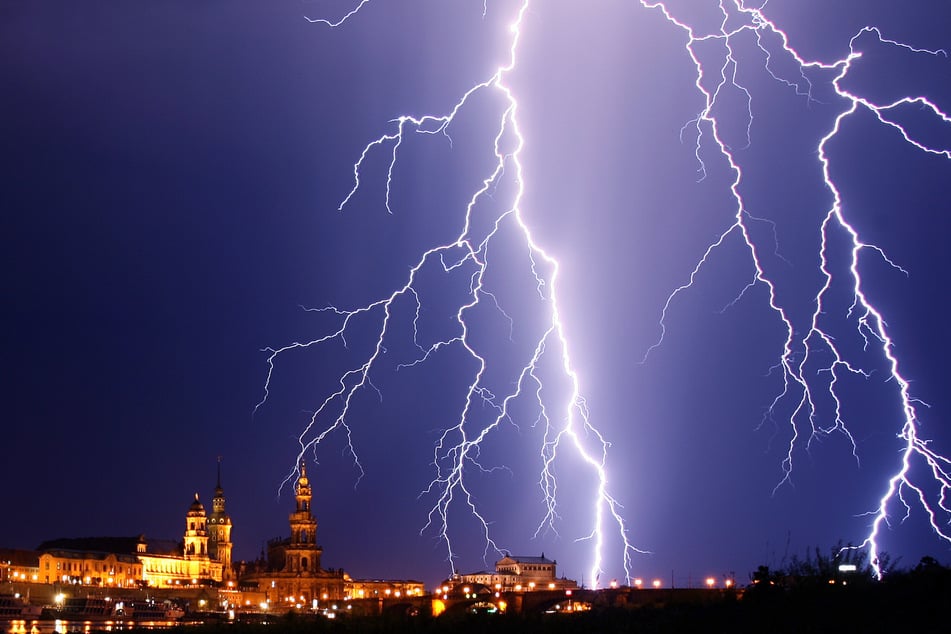 In Dresden blitzt es vergleichsweise weniger als in ländlichen Gegenden in Sachsen.