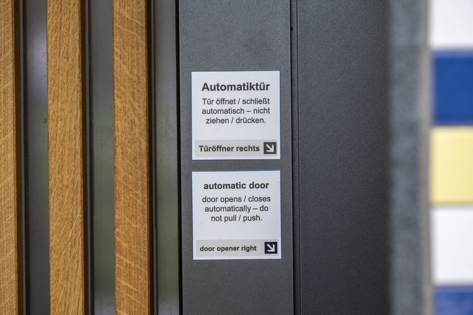 Die Automatiktür, die automatisch gar nichts macht.