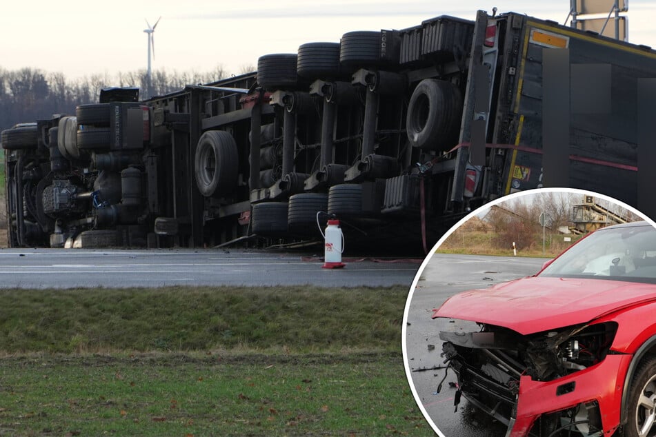 Vollsperrung: Lastwagen stößt mit Audi zusammen und kippt mitten auf der Straße um