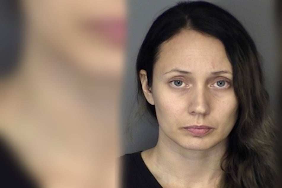 Teacher had sex with 15-year-old student in classroom closet