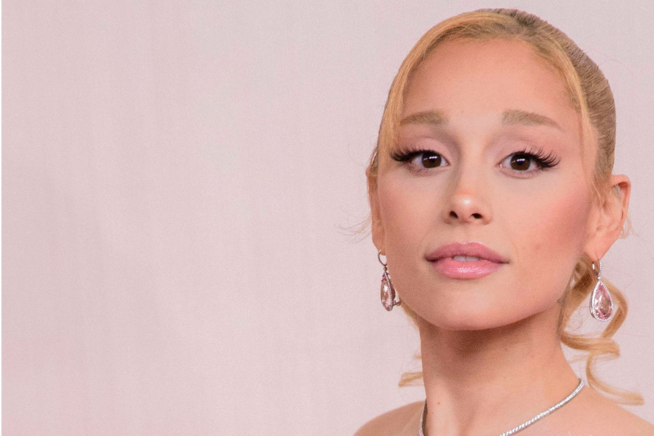 Ariana Grande transforms into real-life Barbie in stunning Versace dress!