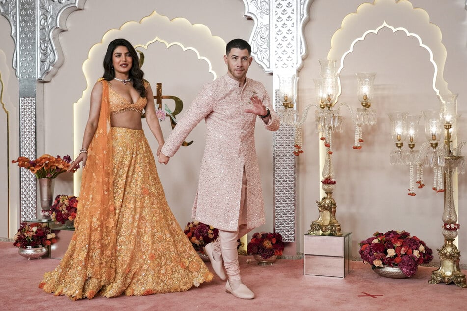 Sind selbst verheiratet: Nick Jonas (31) und Priyanka Chopra (41) zählten zu den vielen berühmten Gästen.