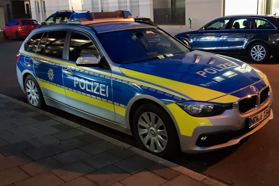 Messer-Attacke in Düsseldorf: Mann (18) lebensgefährlich verletzt, 17-Jähriger festgenommen