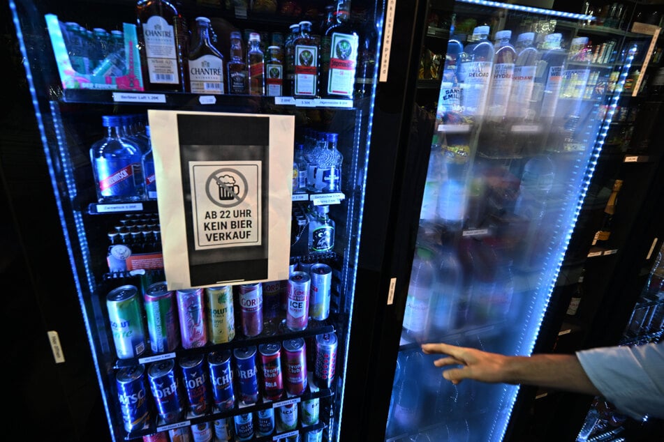 Bereits im Sommer 2025 durften die Kioske ab 22 Uhr keinen Alkohol verkaufen.
