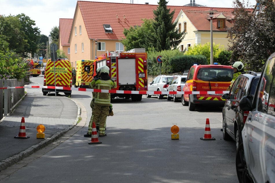 Die Hebbelstraße wurde sicherheitshalber gesperrt.