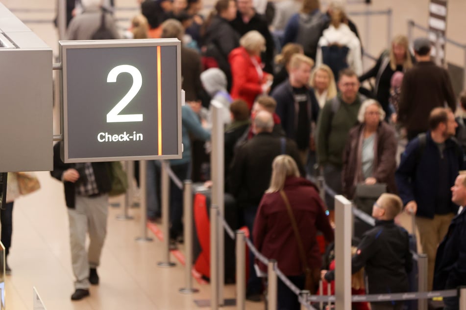 Fast zwei Drittel aller Eurowings-Flüge am Hamburger Flughafen sind gestrichen.